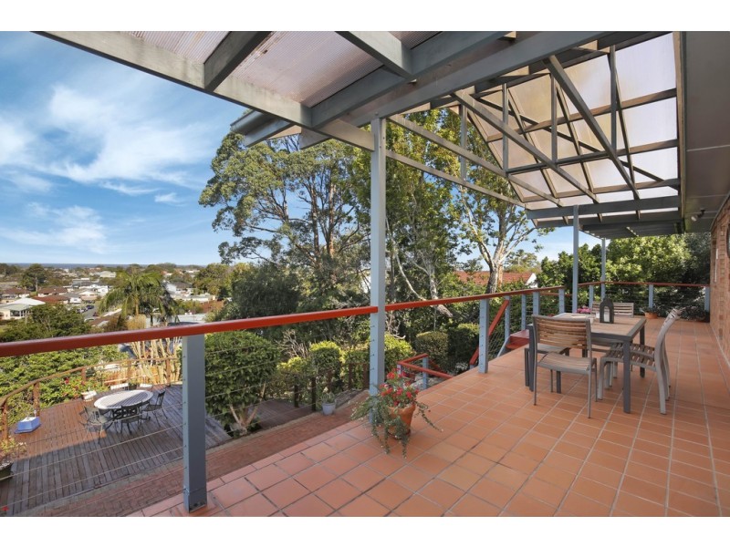 2 Balmer Crescent, Woonona NSW 2517