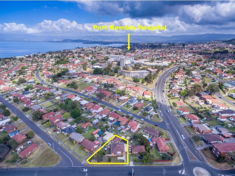 12 First Avenue South, Warrawong NSW 2502