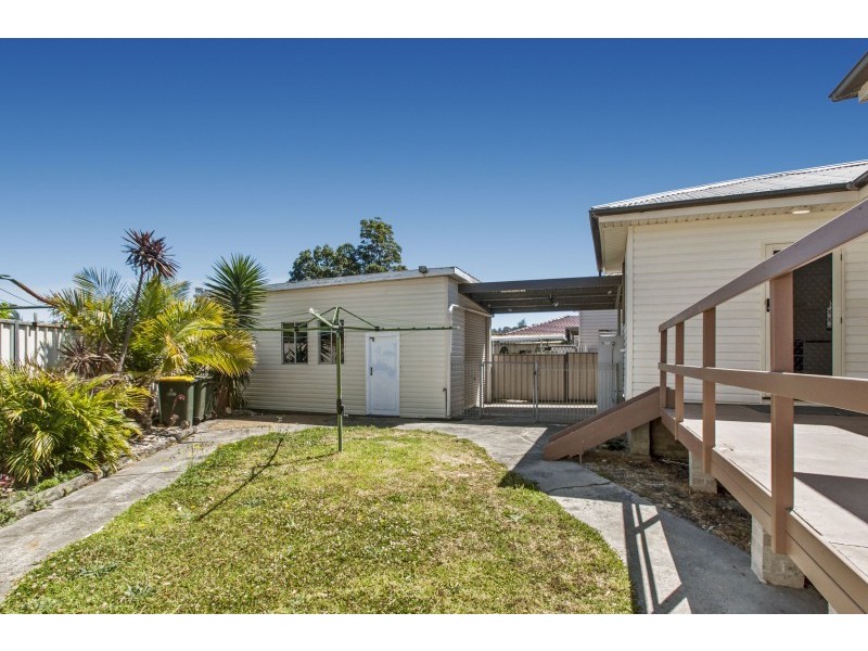 9 Nannawilli Street, Berkeley NSW 2506