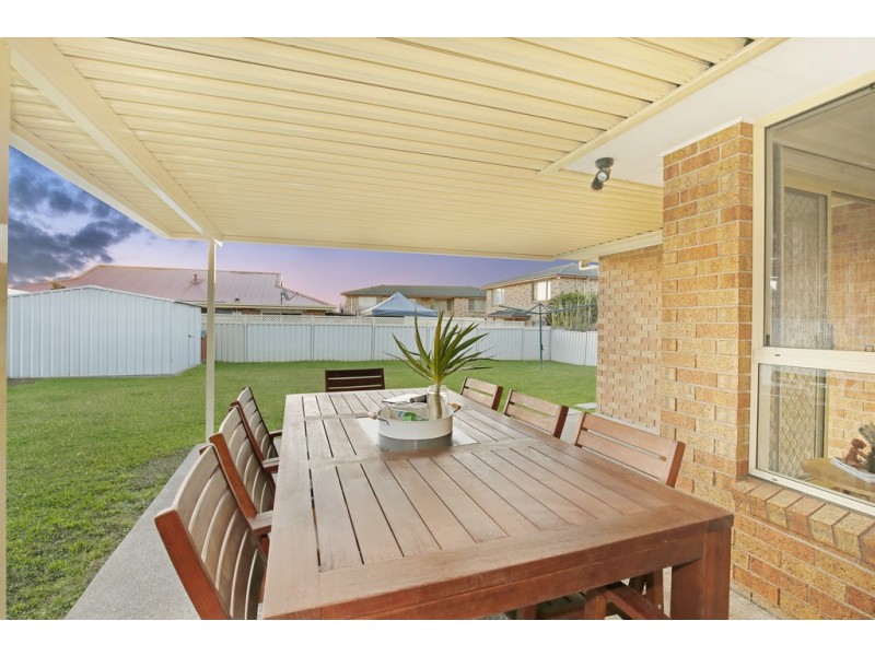 99 Jarrah Way, Albion Park Rail NSW 2527