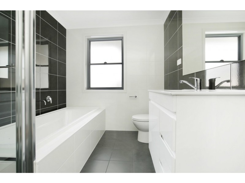 31A Wentworth Street, Oak Flats NSW 2529