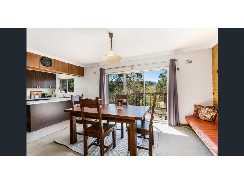 1/8 Bellebrae Avenue, Mount Ousley NSW 2519