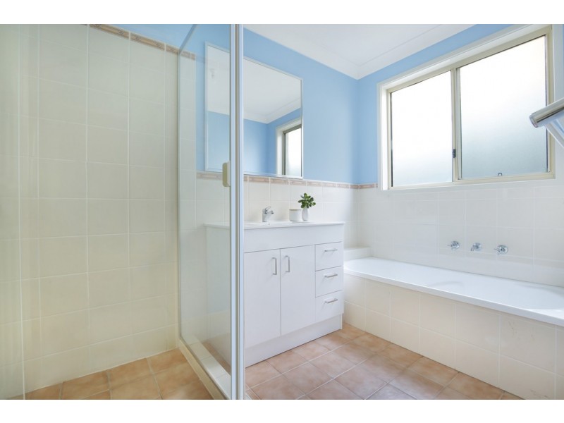 10 Ulan Place, Albion Park NSW 2527