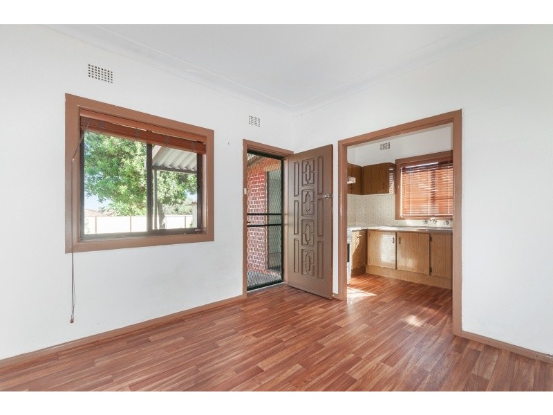 34 Vermont Road, Warrawong NSW 2502