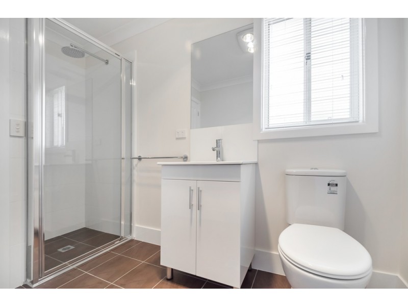 28A Waples Road, Unanderra NSW 2526