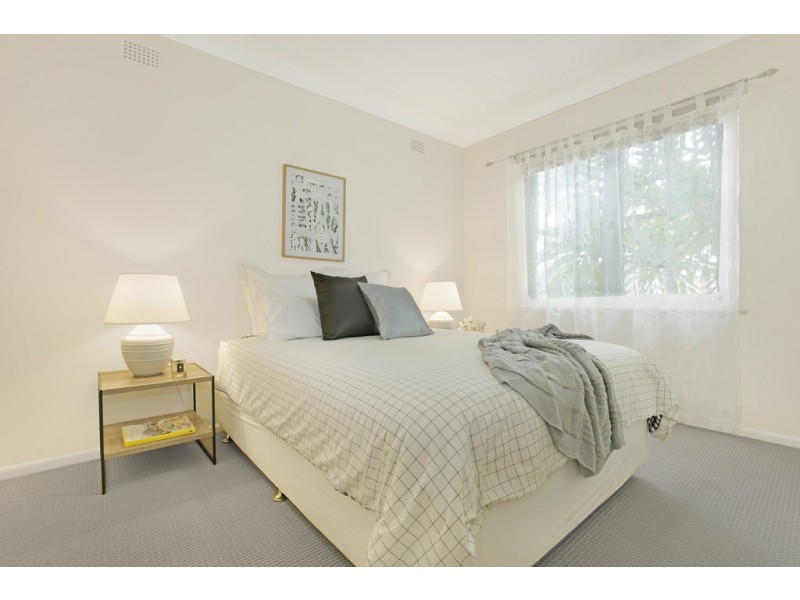 3 Bruce Street, Unanderra NSW 2526