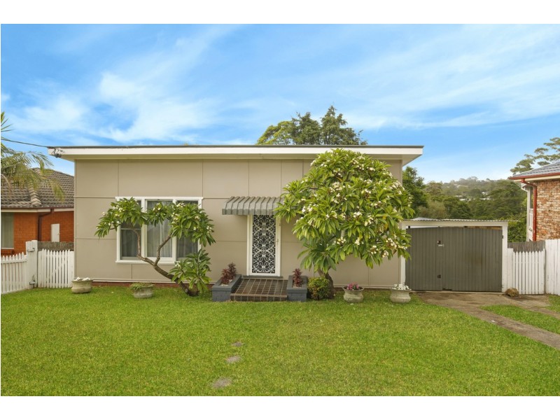 3 Bruce Street, Unanderra NSW 2526
