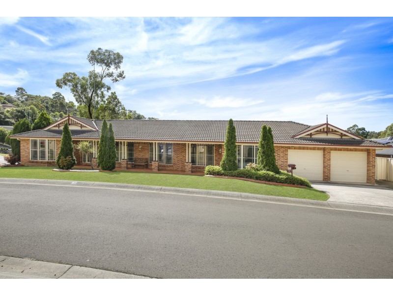 15 Sandalwood Road, Farmborough Heights NSW 2526