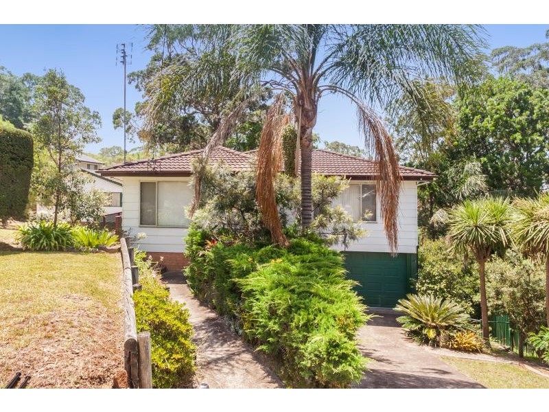 110 Iola Avenue, Farmborough Heights NSW 2526