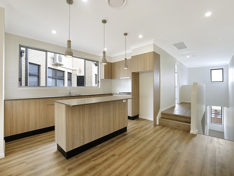 16A Pennant Crescent, Berkeley NSW 2506