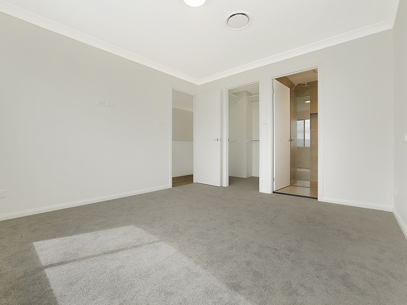 16A Pennant Crescent, Berkeley NSW 2506