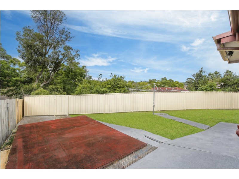 45 Bruce Street, Unanderra NSW 2526