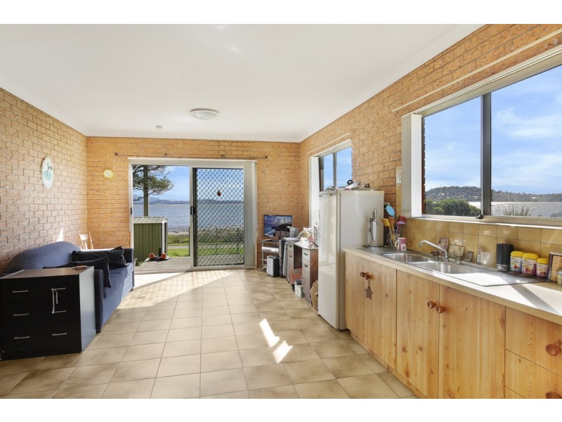 113 The Boulevarde, Oak Flats NSW 2529