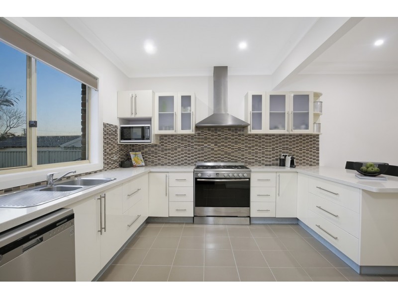 28 Norman Street, Fairy Meadow NSW 2519