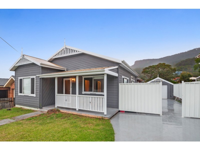 24 Bloomfield Avenue, Corrimal NSW 2518