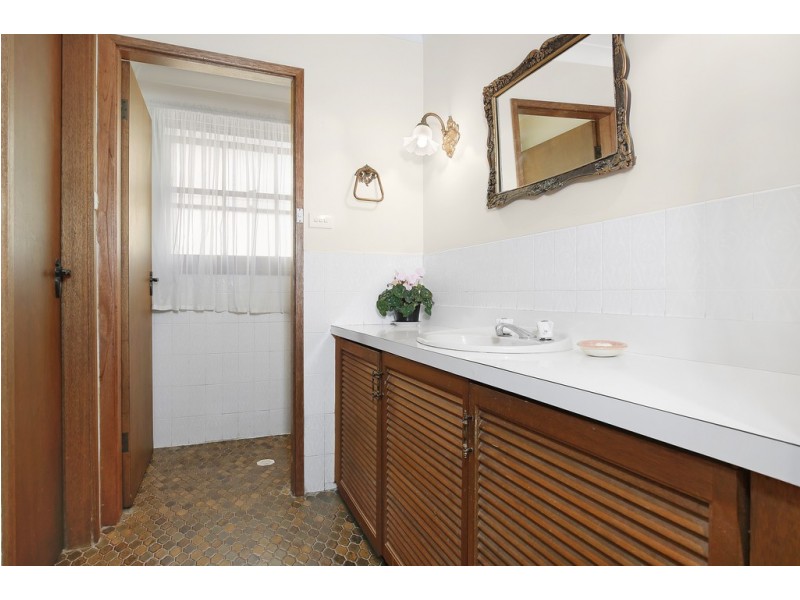 57 Jacaranda Avenue, Figtree NSW 2525