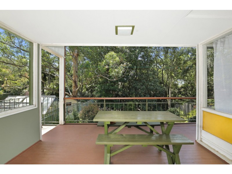 7 Araluen Avenue, Mount Kembla NSW 2526