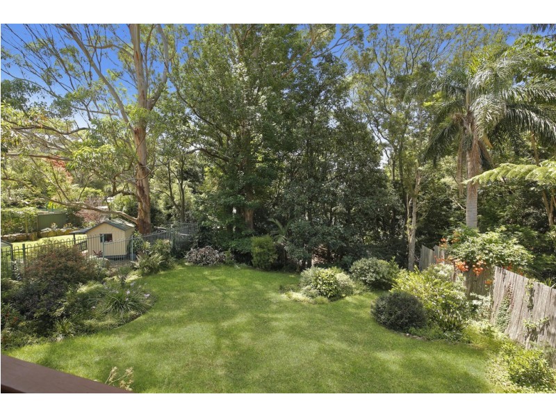 7 Araluen Avenue, Mount Kembla NSW 2526