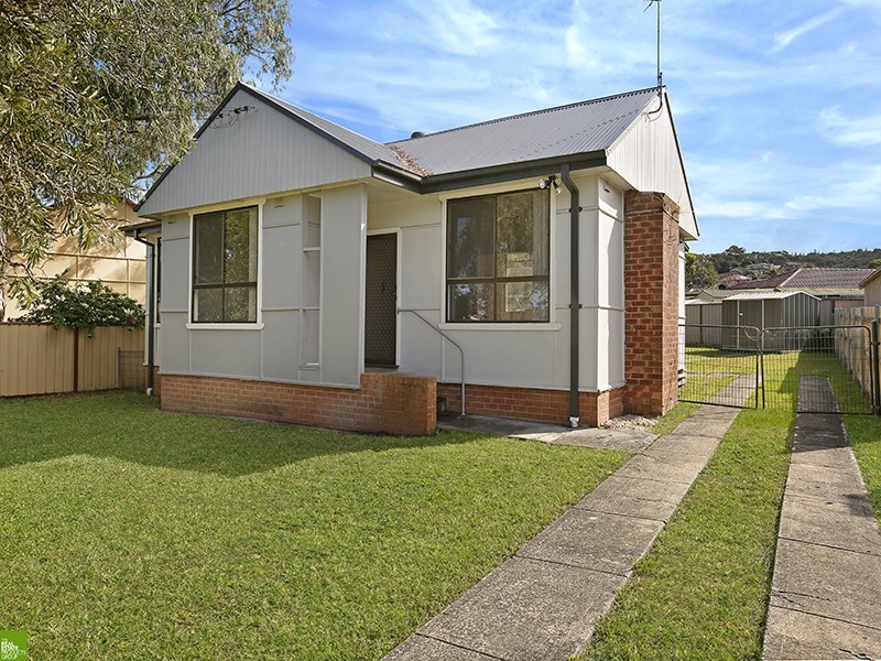 6 Massey Street, Berkeley NSW 2506