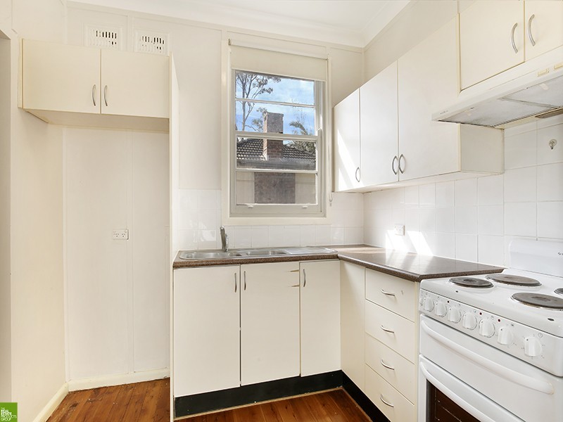 6 Massey Street, Berkeley NSW 2506