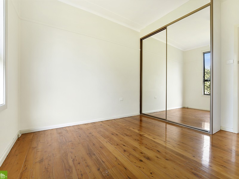 6 Massey Street, Berkeley NSW 2506