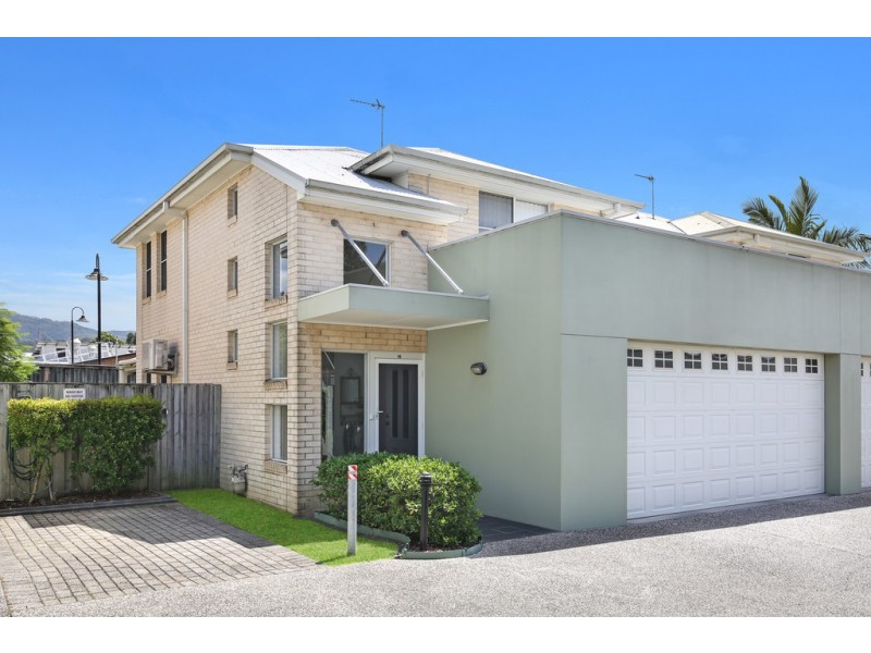 14/4A Tallegalla Street, Unanderra NSW 2526