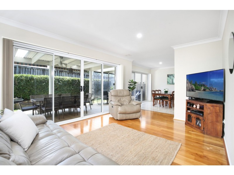 14/4A Tallegalla Street, Unanderra NSW 2526