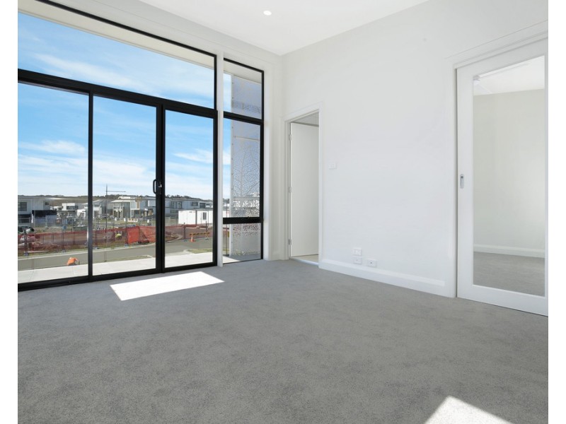 27 The Promontory Drive, Shell Cove NSW 2529