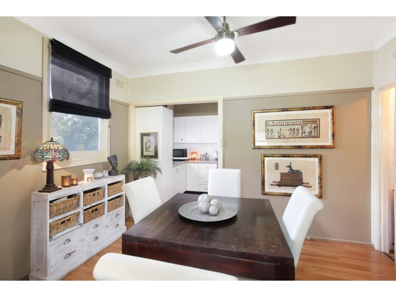 57 Maynes Parade, Unanderra NSW 2526