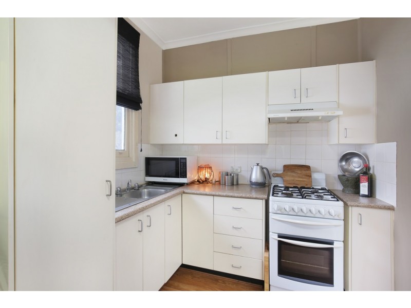 57 Maynes Parade, Unanderra NSW 2526