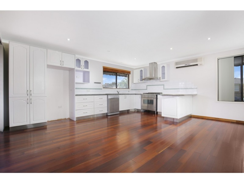 5 Badgery Street, Albion Park NSW 2527