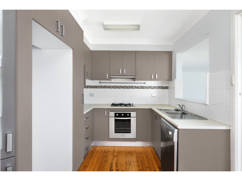 22 Lorking Street, Bellambi NSW 2518