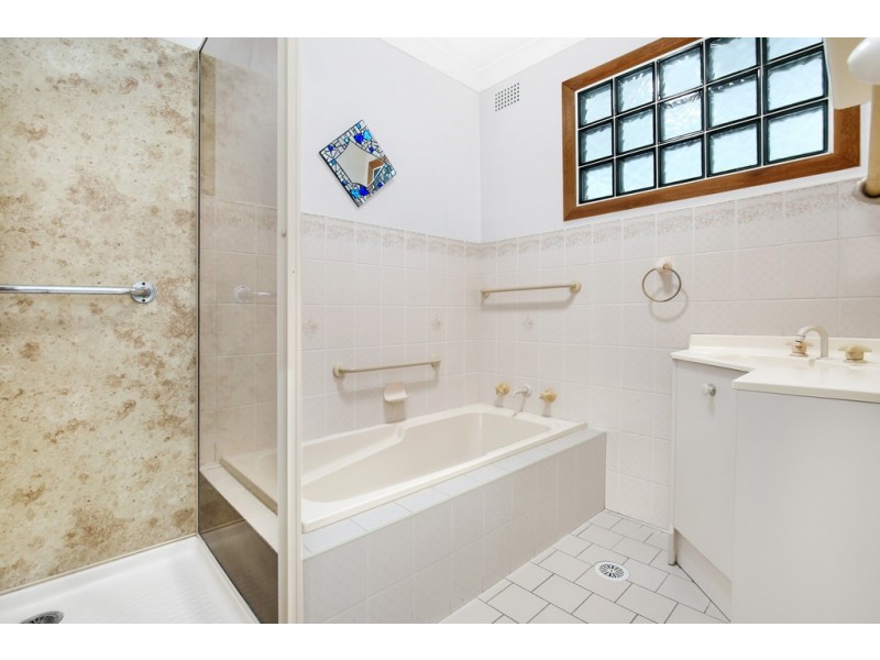 22 Lorking Street, Bellambi NSW 2518