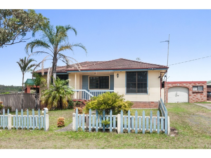 10 Glenora Place, Koonawarra NSW 2530