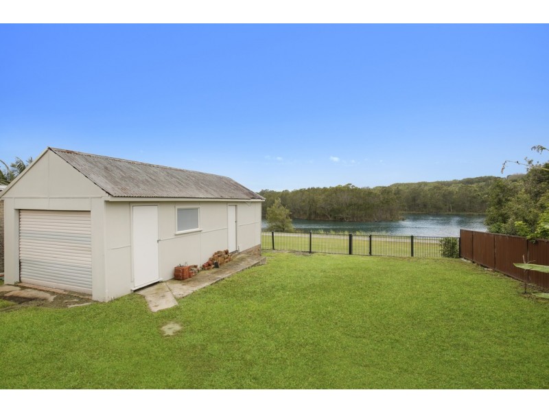 21 Birch Crescent, East Corrimal NSW 2518