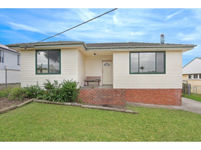 27 London Street, Berkeley NSW 2506
