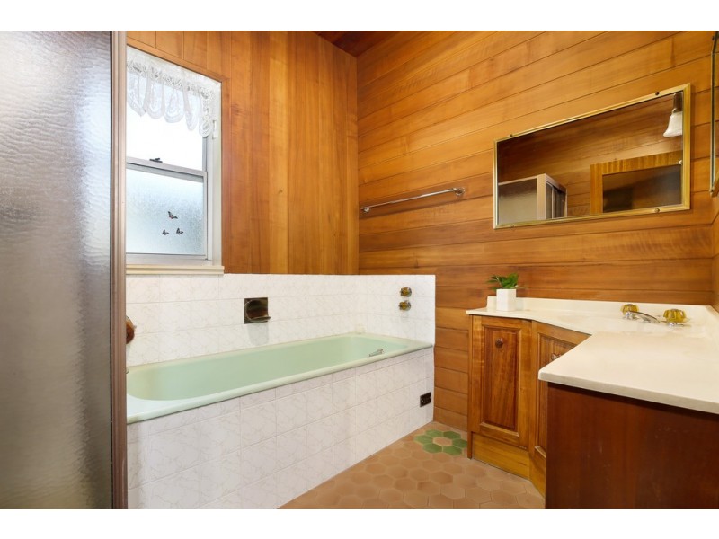 157 Farmborough Road, Farmborough Heights NSW 2526