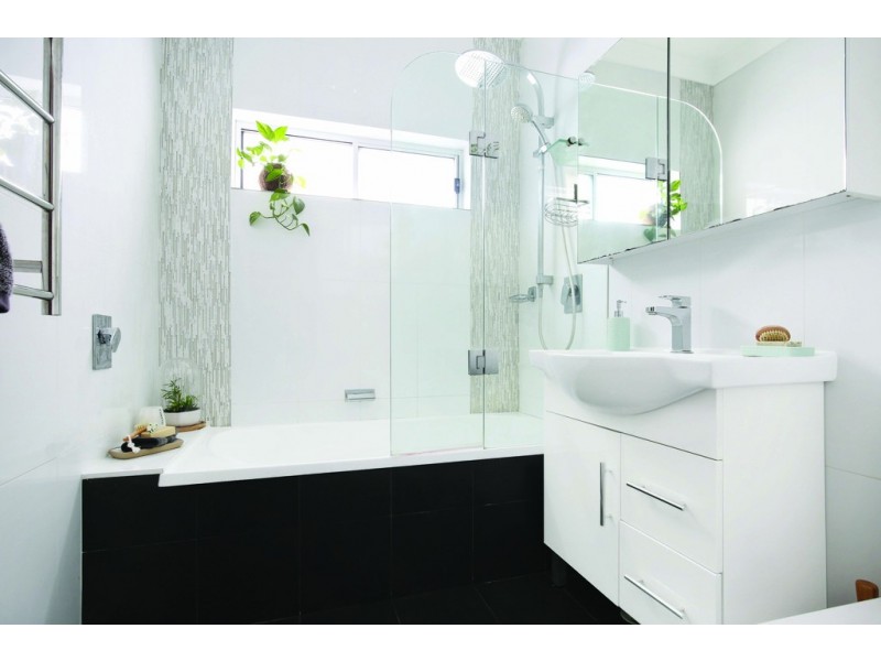 222 Gladstone Avenue, Mount Saint Thomas NSW 2500