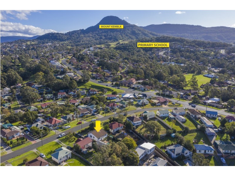 42 Lindsay Street, Unanderra NSW 2526