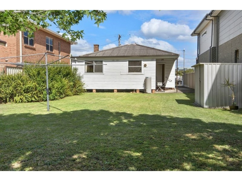 11 Beatson Street, Wollongong NSW 2500