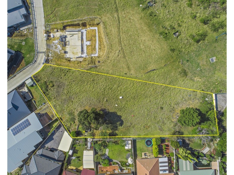 20 Pennant Crescent, Berkeley NSW 2506