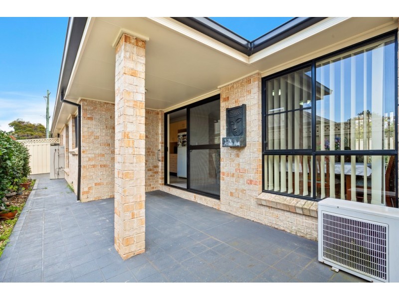 2/40 Hurt Parade, Unanderra NSW 2526