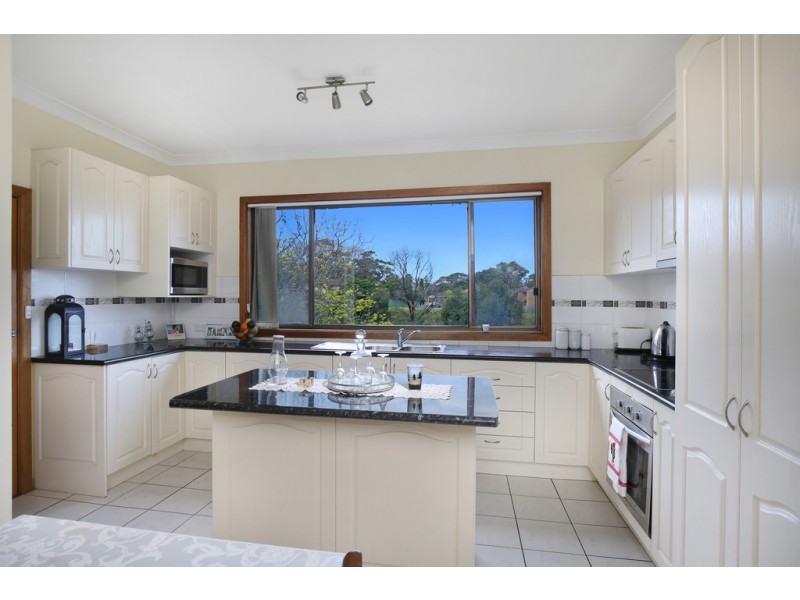 73 Denise Street, Lake Heights NSW 2502