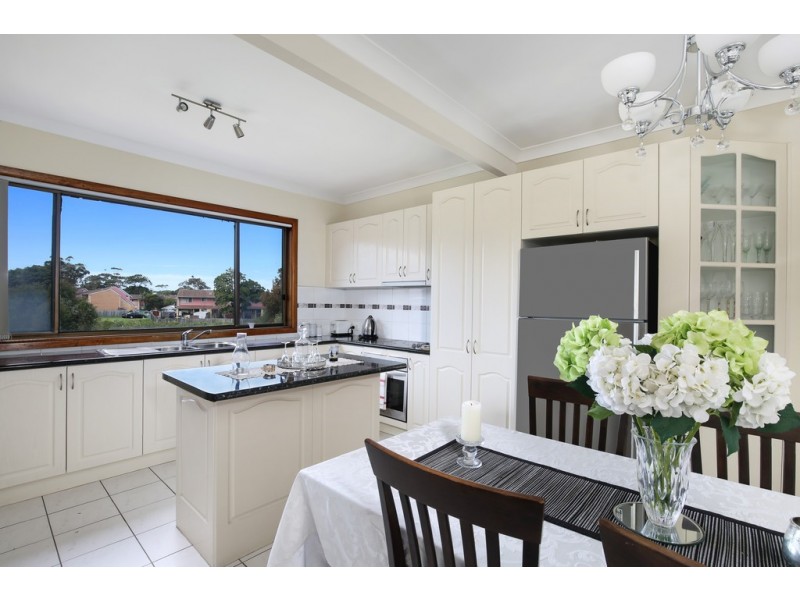 73 Denise Street, Lake Heights NSW 2502