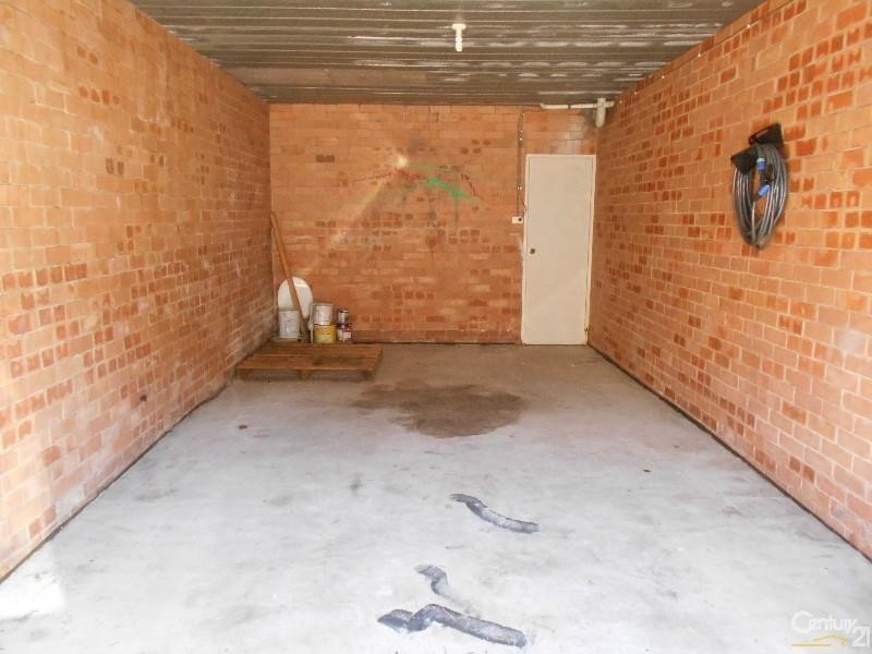 2/21 Campbell Street, Wollongong NSW 2500