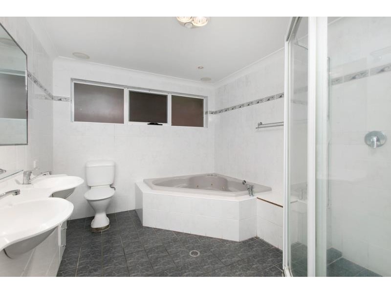 117 Murphys Avenue, Keiraville NSW 2500