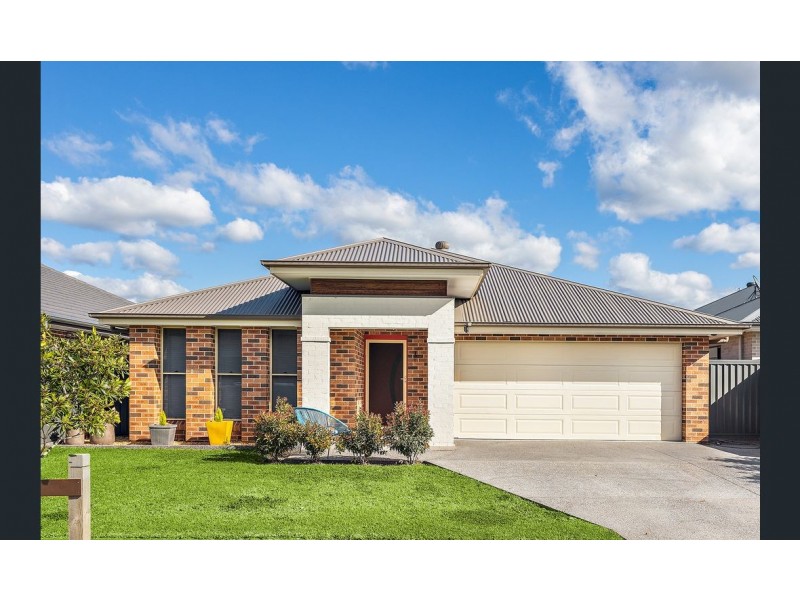 13 Peninsula Avenue, Haywards Bay NSW 2530