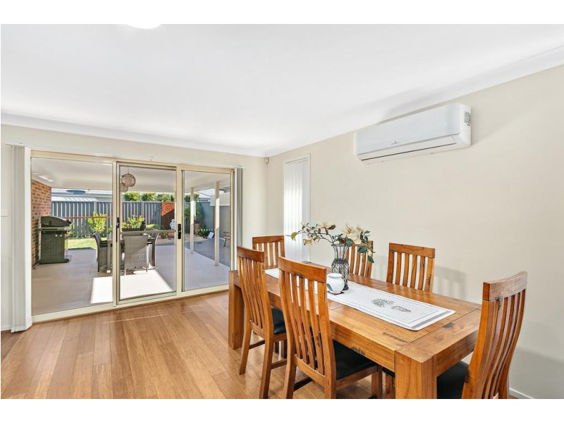 13 Peninsula Avenue, Haywards Bay NSW 2530