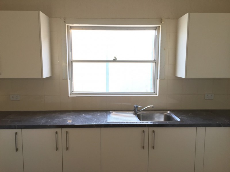 49 Northcliffe Drive, Lake Heights NSW 2502