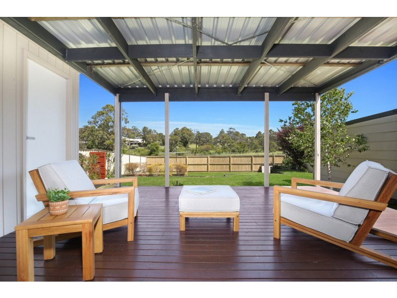 25 Waples Road, Unanderra NSW 2526
